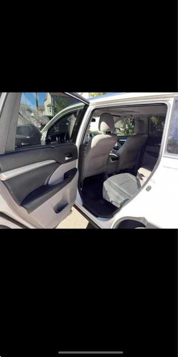 2014 Toyota Highlander - Image 9 of 9