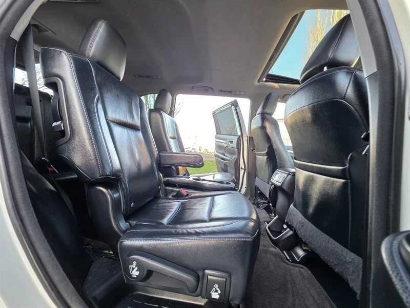 2014 Toyota Highlander - Image 16 of 21