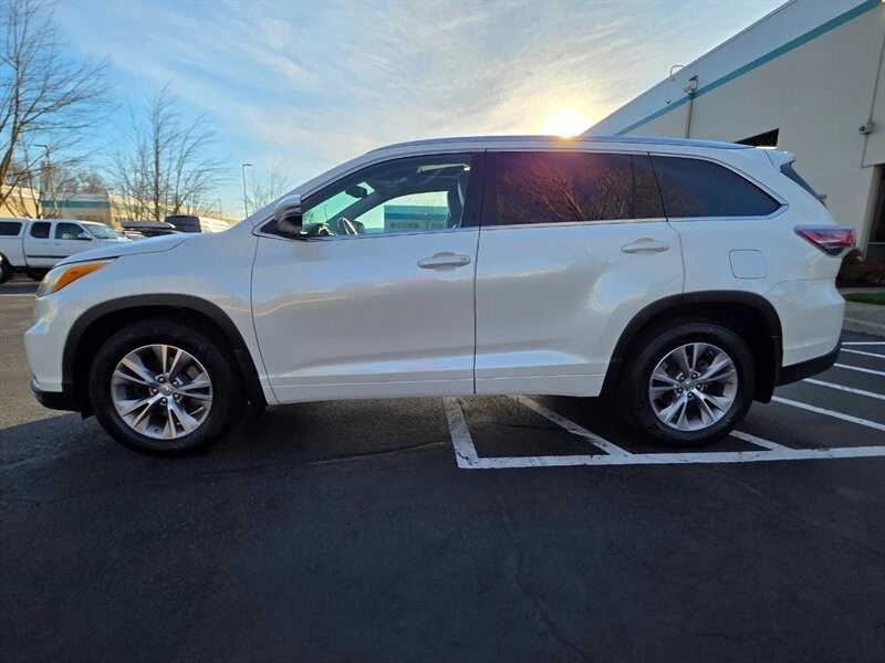 2014 Toyota Highlander - Image 3 of 21