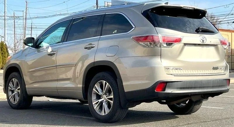 2014 Toyota Highlander - Image 5 of 12