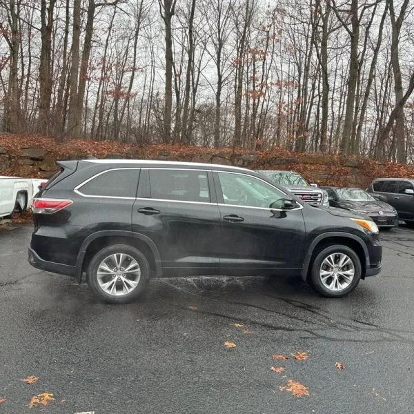 2014 Toyota Highlander - Image 9 of 12