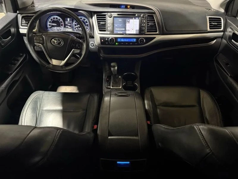 2014 Toyota Highlander - Image 8 of 12