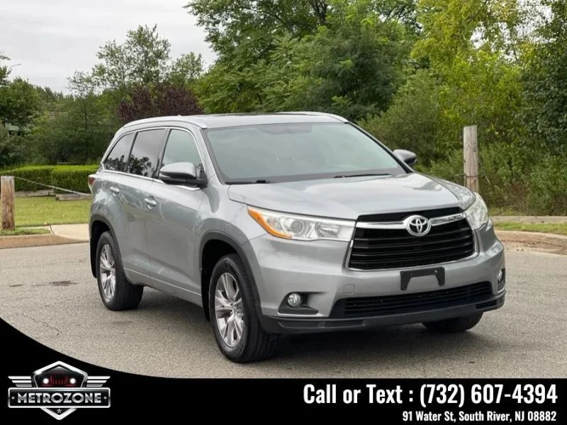 2014 Toyota Highlander - Image 11 of 12