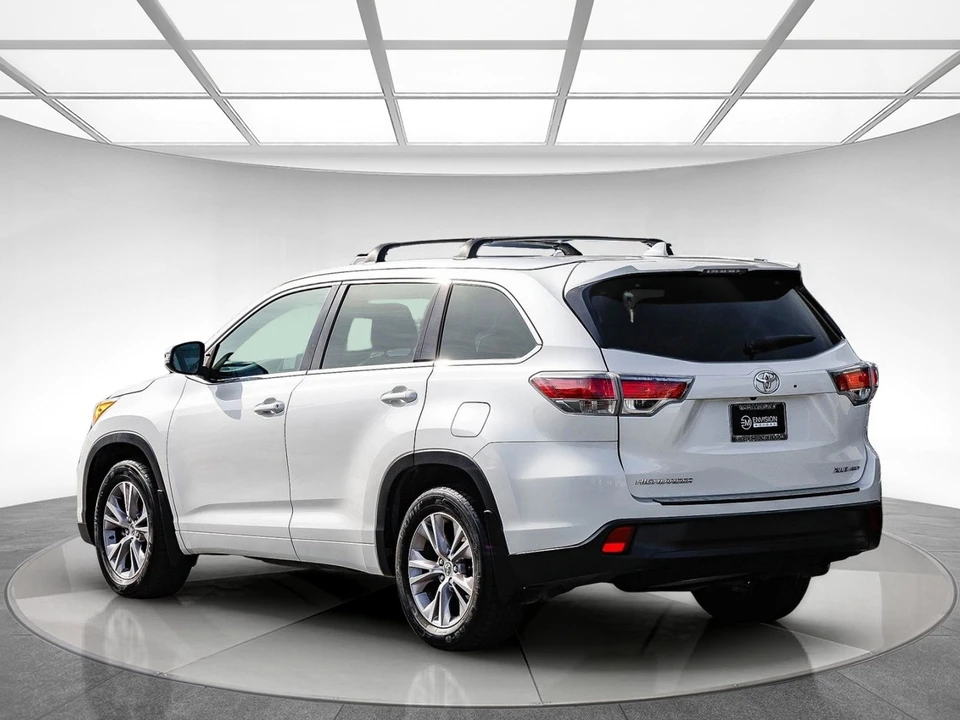 2014 Toyota Highlander - Image 2 of 12