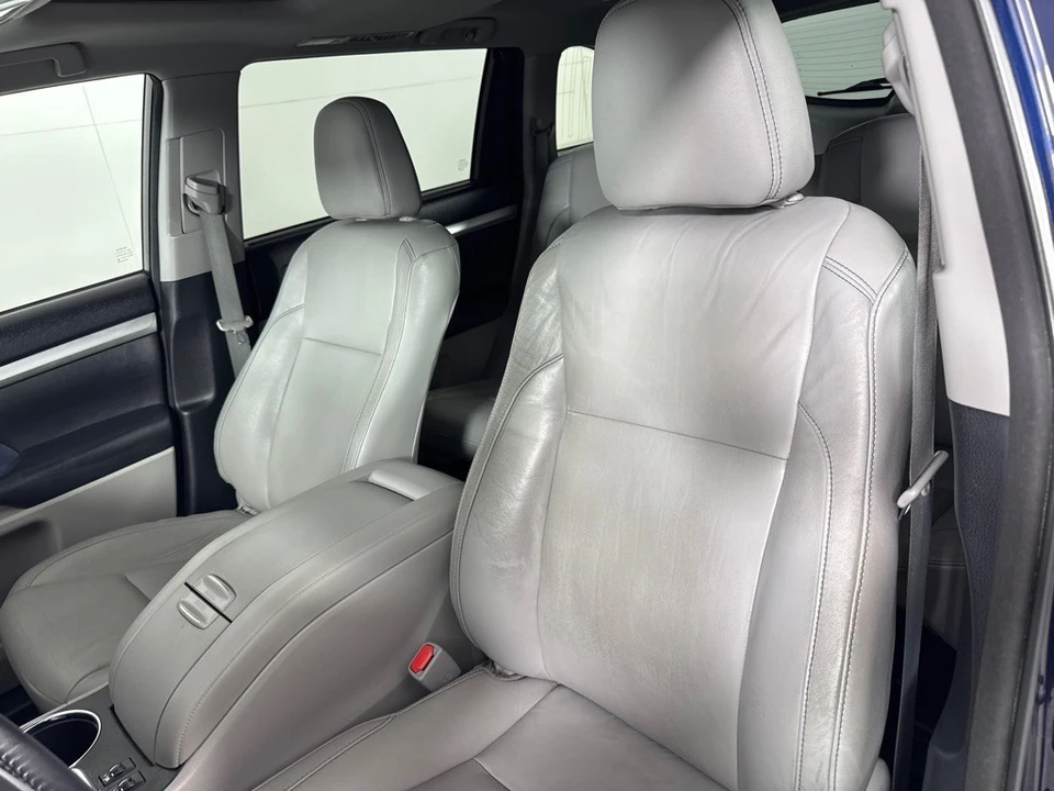 2014 Toyota Highlander - Image 12 of 12