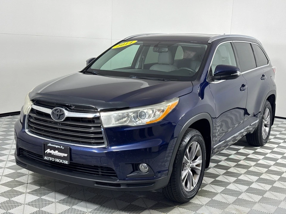 2014 Toyota Highlander - Image 8 of 12