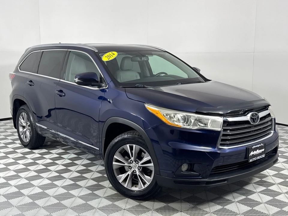 2014 Toyota Highlander - Image 2 of 12