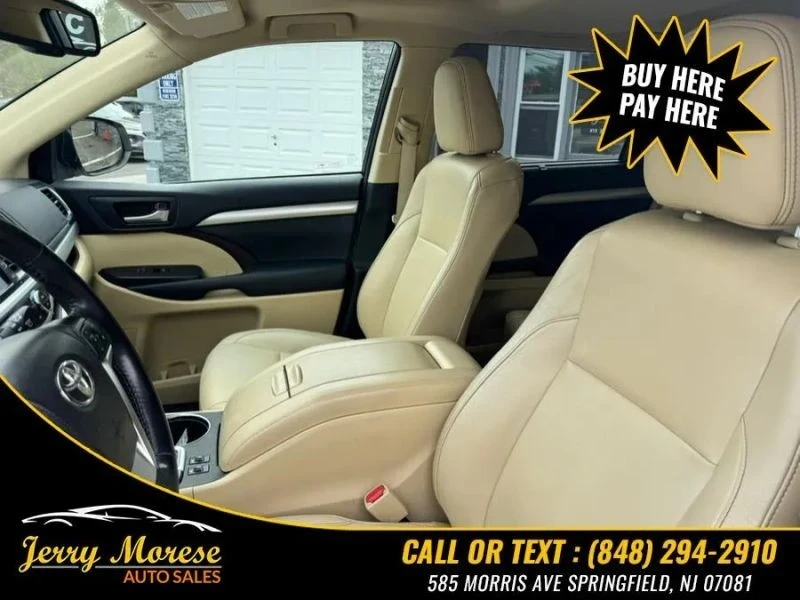 2014 Toyota Highlander - Image 10 of 12