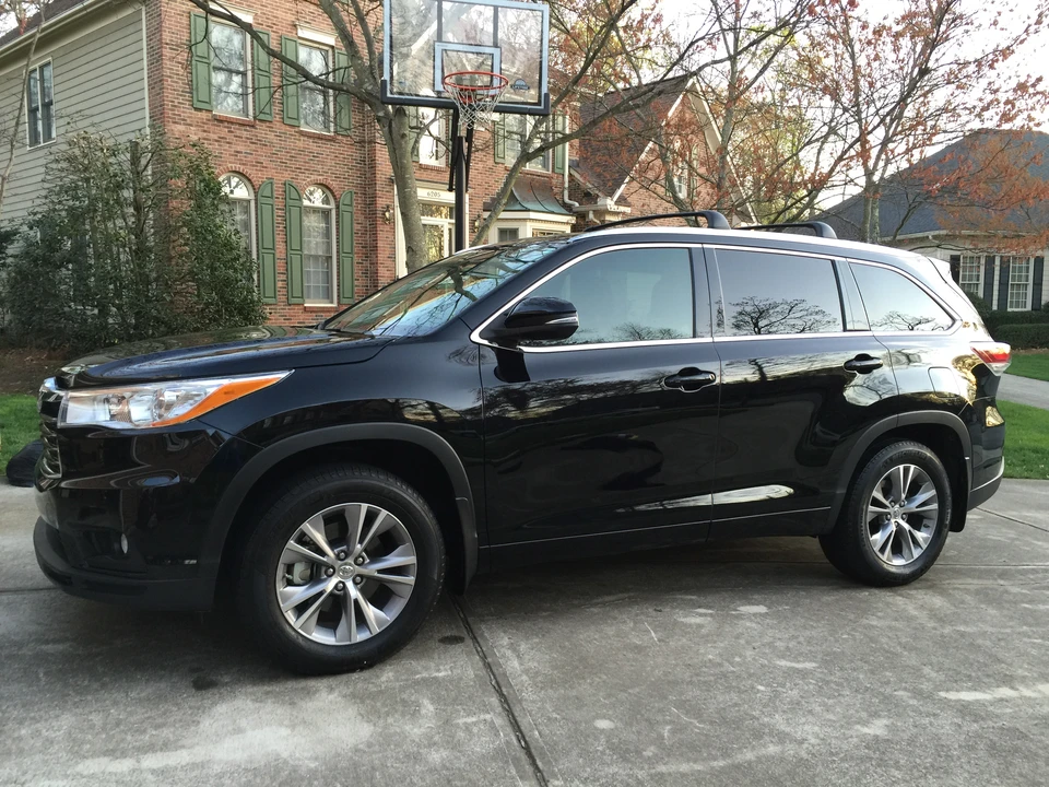 2014 Toyota Highlander - Image 2 of 4