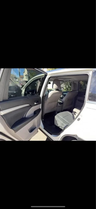 2014 Toyota Highlander - Image 9 of 9