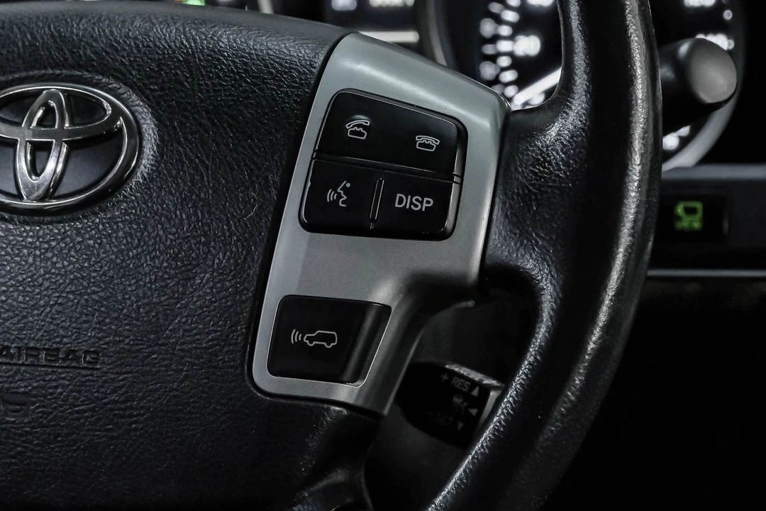 2014 Toyota J200 Land Cruiser - Image 25 of 31