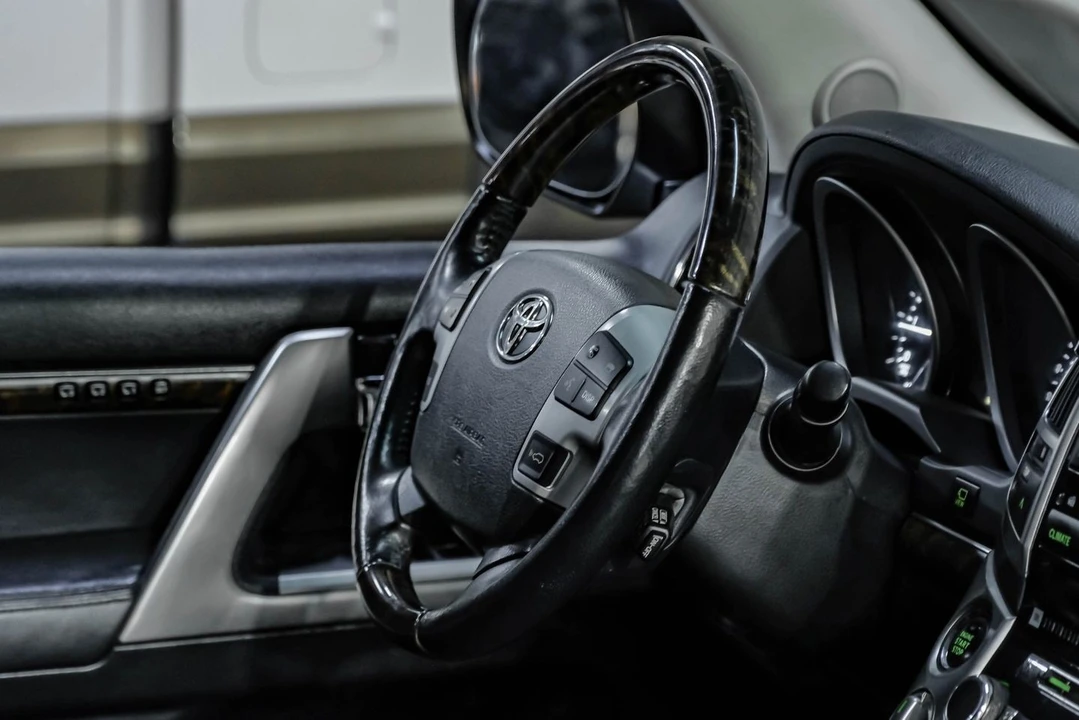 2014 Toyota J200 Land Cruiser - Image 22 of 31