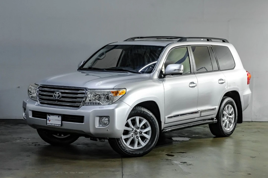 2014 Toyota J200 Land Cruiser - Image 8 of 31
