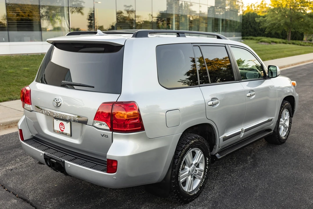 2014 Toyota J200 Land Cruiser - Image 18 of 31