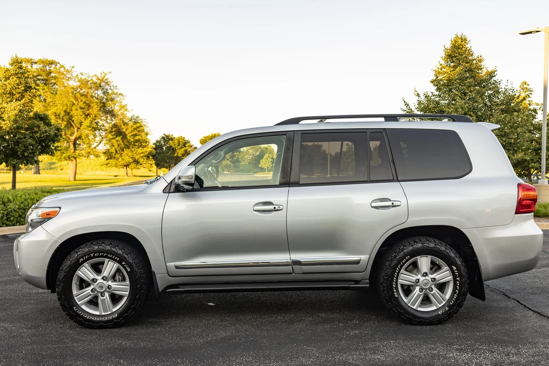2014 Toyota J200 Land Cruiser - Image 10 of 31