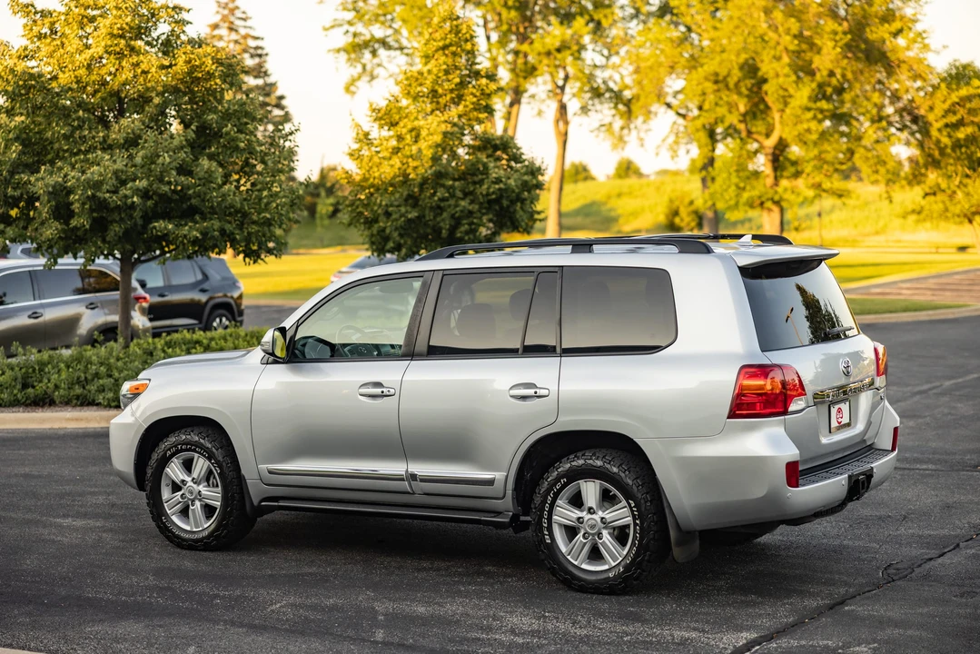 2014 Toyota J200 Land Cruiser - Image 11 of 31