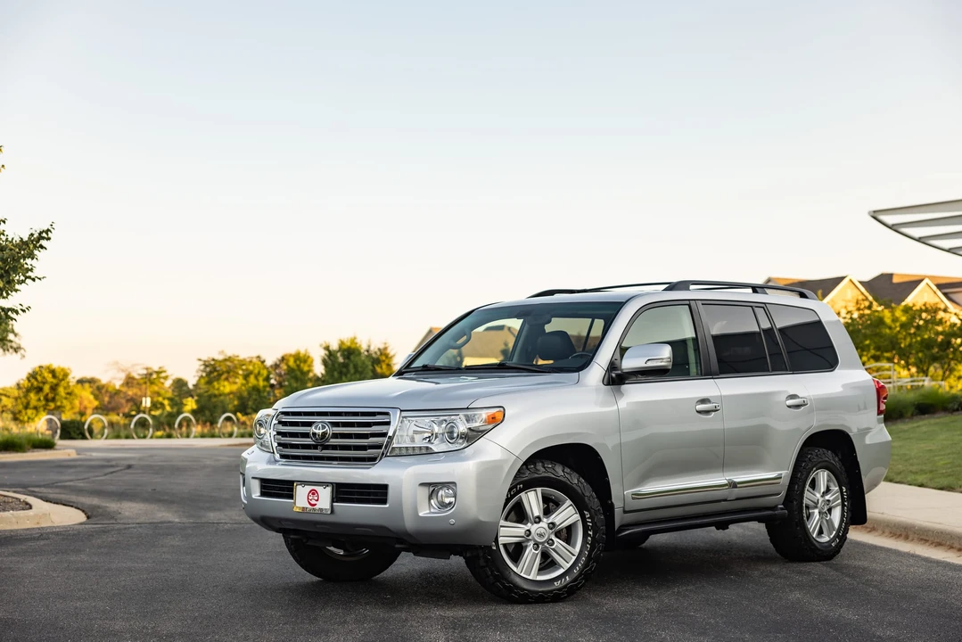 2014 Toyota J200 Land Cruiser - Image 6 of 31