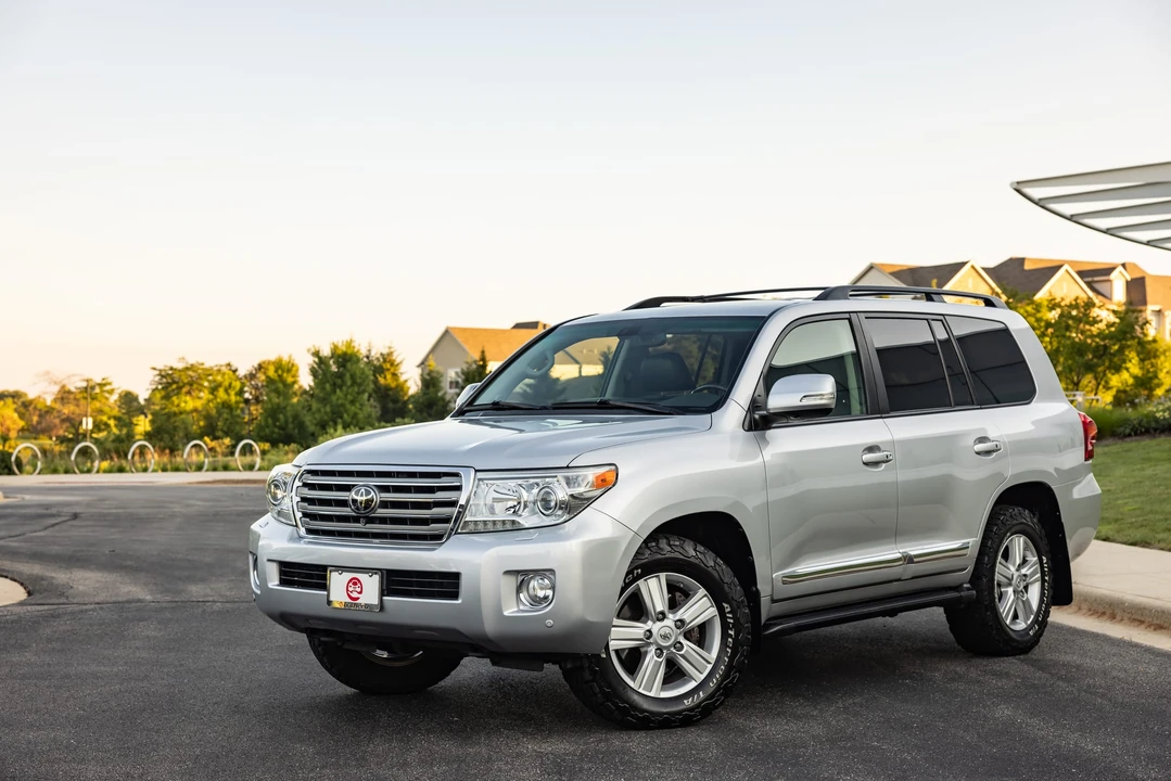 2014 Toyota J200 Land Cruiser - Image 9 of 31