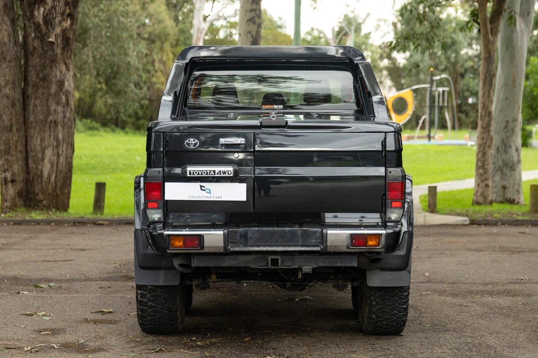 2014 Toyota J70 Land Cruiser - Image 23 of 31