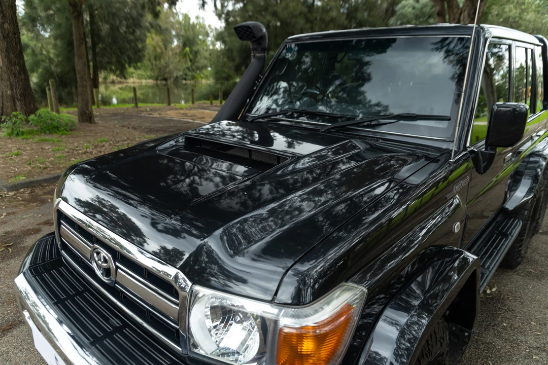 2014 Toyota J70 Land Cruiser - Image 27 of 31