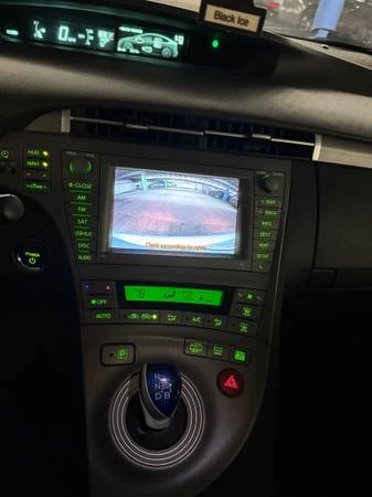 2014 Toyota Prius 3rd Gen - Image 16 of 21
