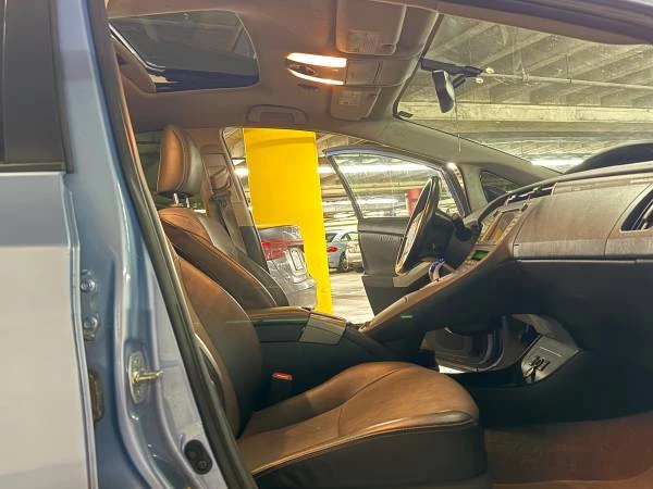 2014 Toyota Prius 3rd Gen - Image 21 of 21