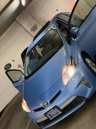 2014 Toyota Prius 3rd Gen - Image 2 of 21