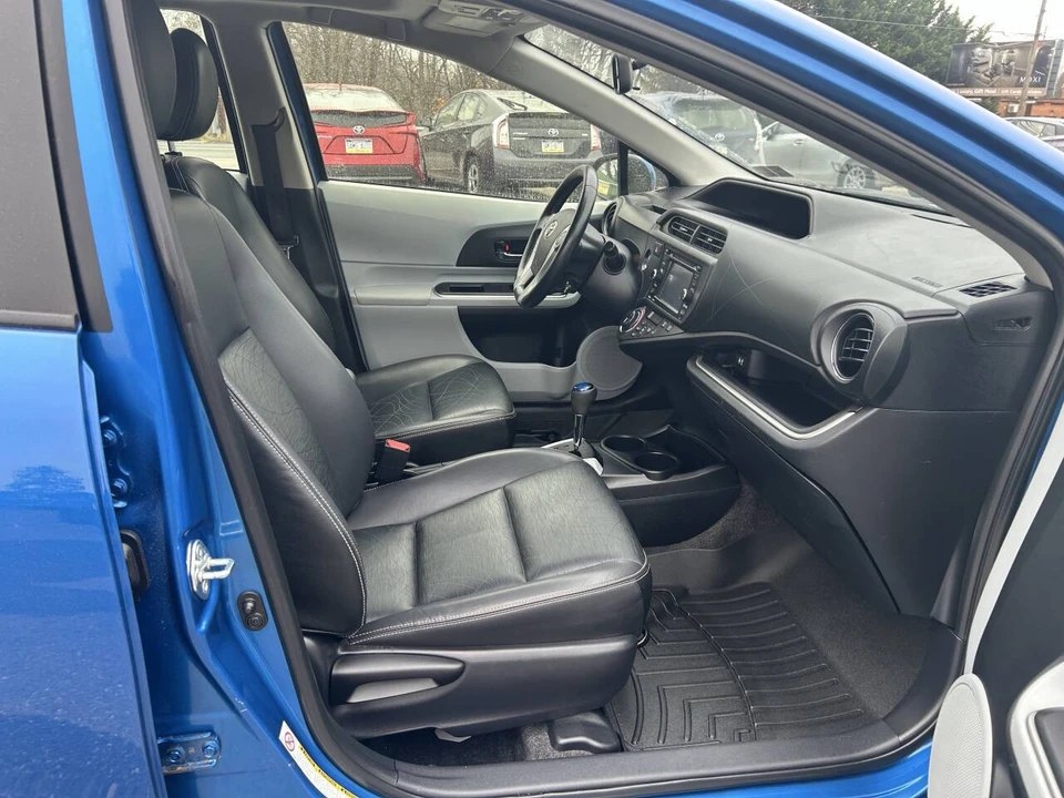 2014 Toyota Prius 3rd Gen - Image 21 of 21