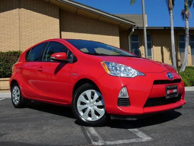 2014 Toyota Prius 3rd Gen - Image 4 of 21