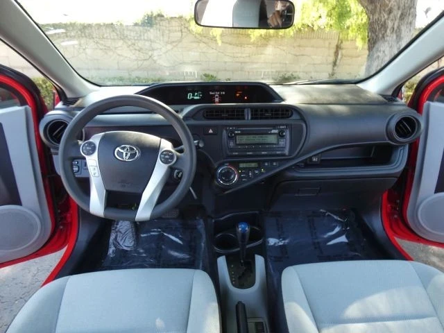 2014 Toyota Prius 3rd Gen - Image 21 of 21
