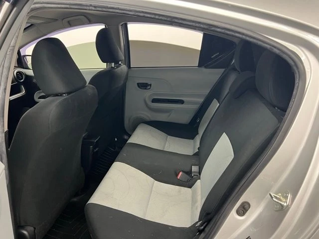2014 Toyota Prius 3rd Gen - Image 7 of 7