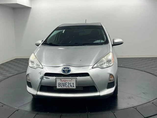 2014 Toyota Prius 3rd Gen - Image 5 of 7