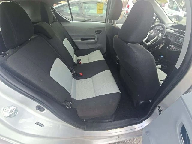 2014 Toyota Prius 3rd Gen - Image 9 of 9