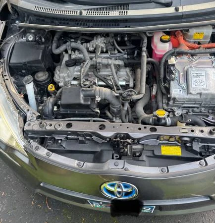 2014 Toyota Prius 3rd Gen - Image 10 of 16