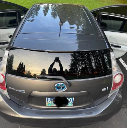 2014 Toyota Prius 3rd Gen - Image 6 of 16