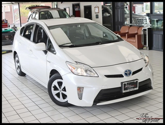 2014 Toyota Prius 3rd Gen - Image 5 of 12