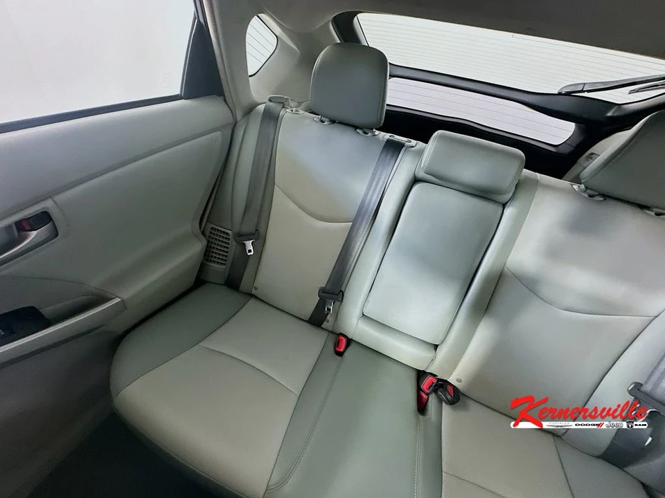 2014 Toyota Prius 3rd Gen - Image 12 of 21