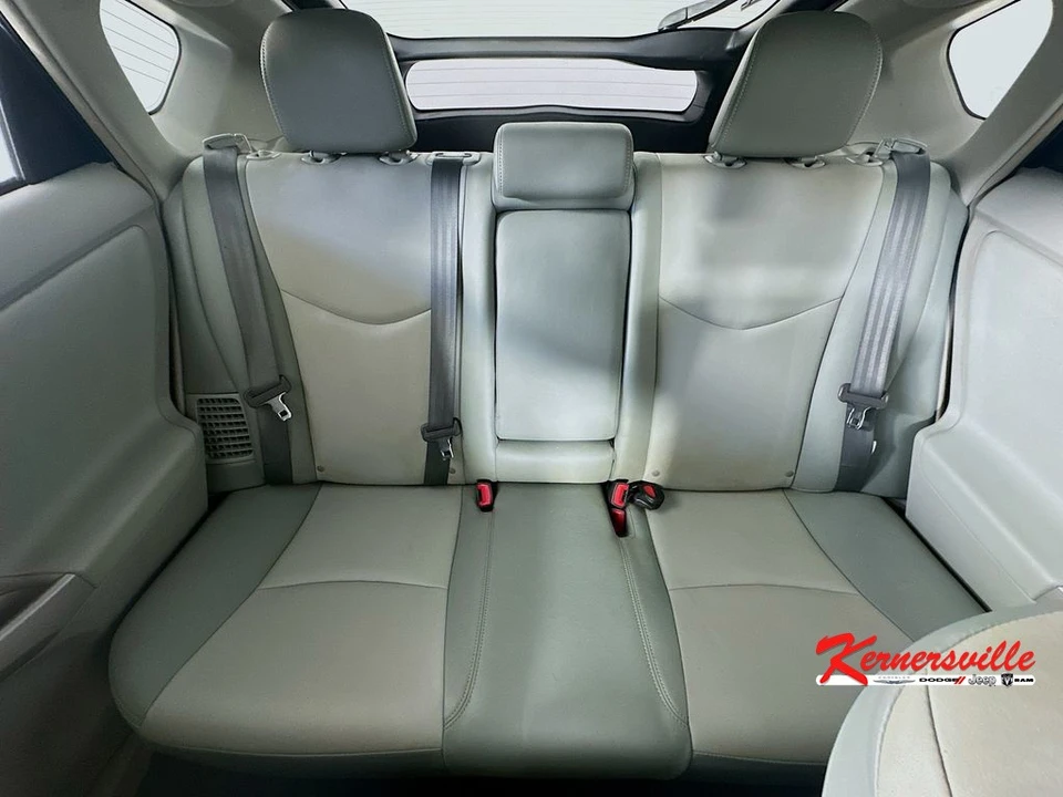 2014 Toyota Prius 3rd Gen - Image 13 of 21