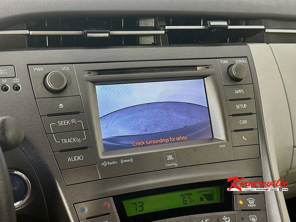2014 Toyota Prius 3rd Gen - Image 19 of 21