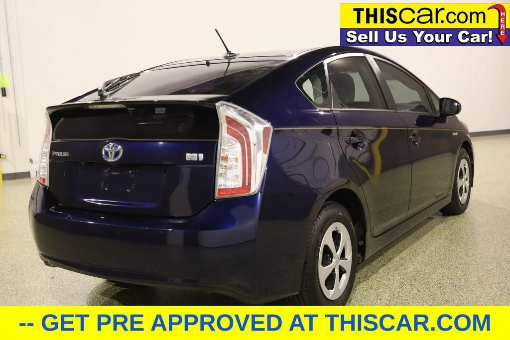 2014 Toyota Prius 3rd Gen - Image 9 of 12