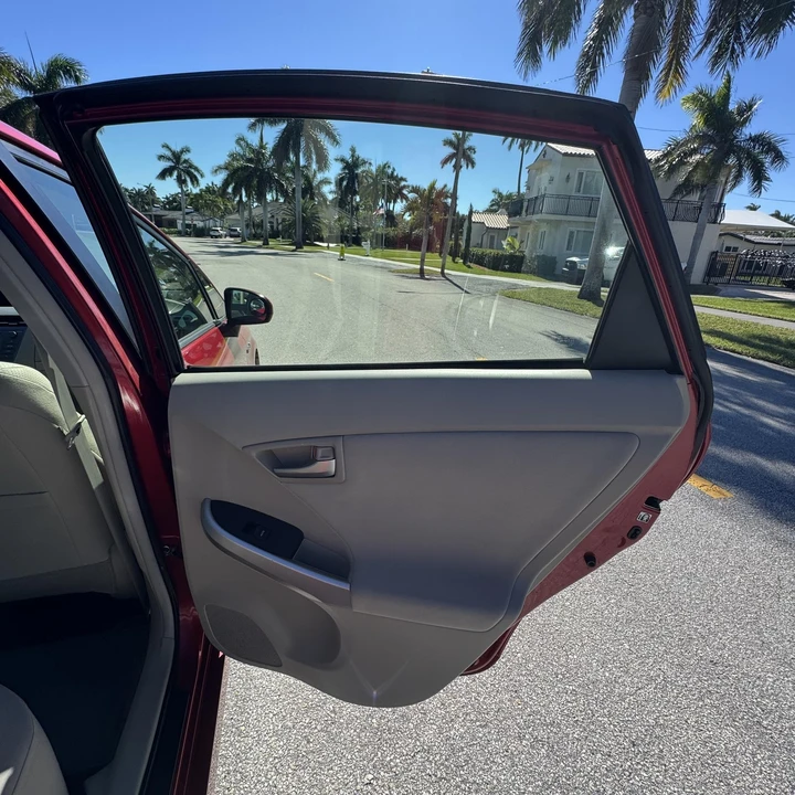 2014 Toyota Prius 3rd Gen - Image 14 of 21