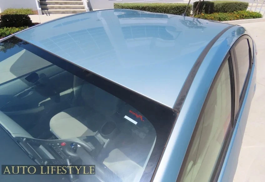 2014 Toyota Prius 3rd Gen - Image 9 of 31