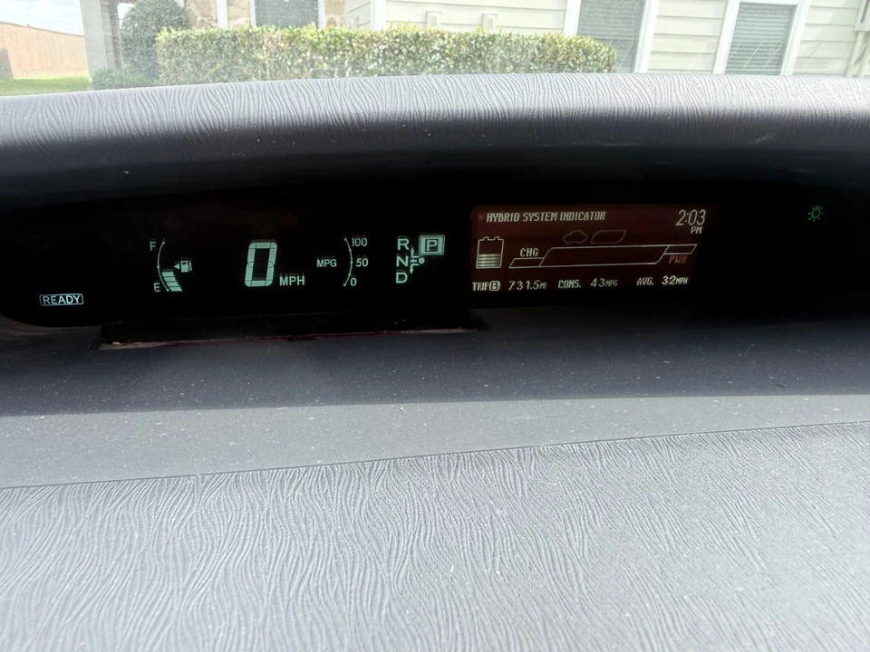 2014 Toyota Prius 3rd Gen - Image 12 of 18
