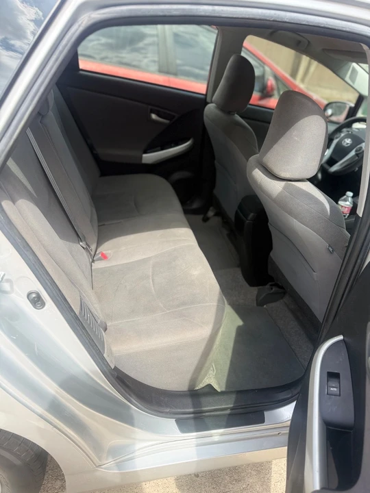 2014 Toyota Prius 3rd Gen - Image 8 of 18