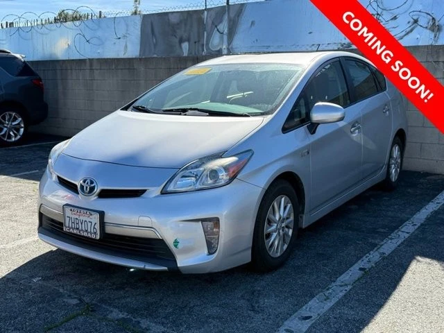 2014 Toyota Prius 3rd Gen - Image 2 of 9