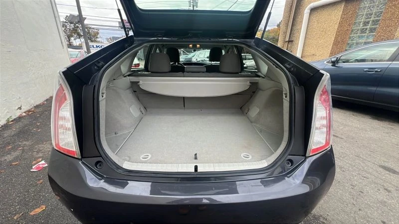 2014 Toyota Prius 3rd Gen - Image 10 of 12