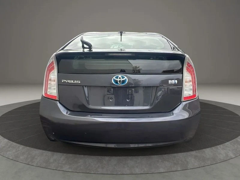 2014 Toyota Prius 3rd Gen - Image 6 of 12