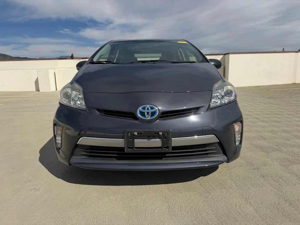 2014 Toyota Prius 3rd Gen - Image 8 of 19