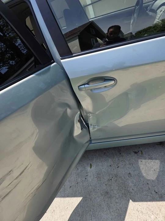 2014 Toyota Prius 3rd Gen - Image 6 of 14