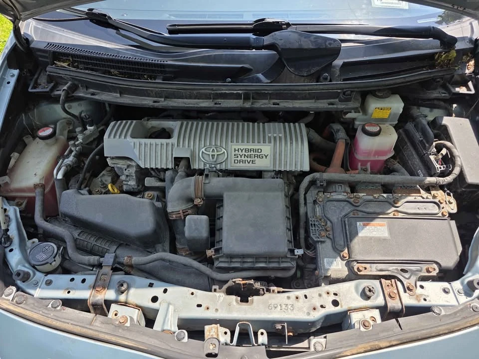 2014 Toyota Prius 3rd Gen - Image 14 of 14
